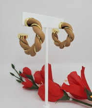 Load image into Gallery viewer, Twisted Leather Loops
