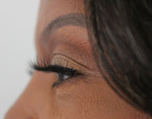 Load image into Gallery viewer, Liv Lashes