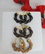 Load image into Gallery viewer, Twisted Leather Loops