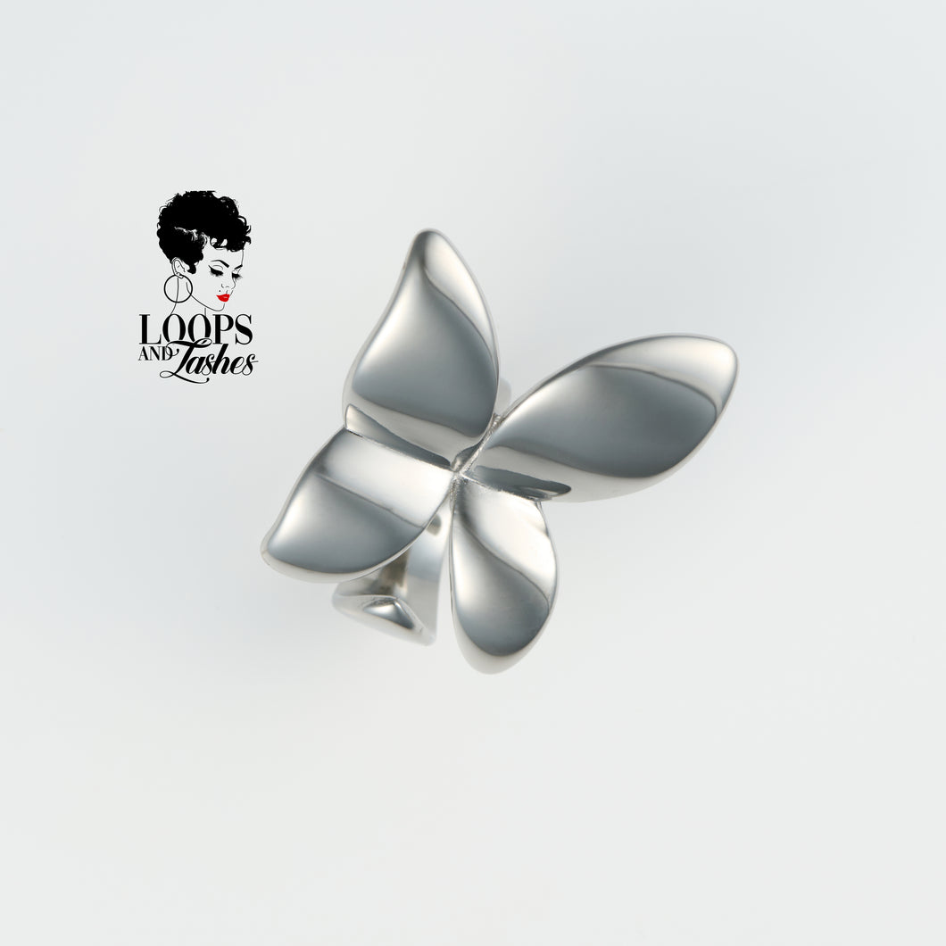 Monarch Ring – Silver butterfly-inspired adjustable ring crafted from stainless steel, symbolizing transformation and elegance. Available in silver and gold.